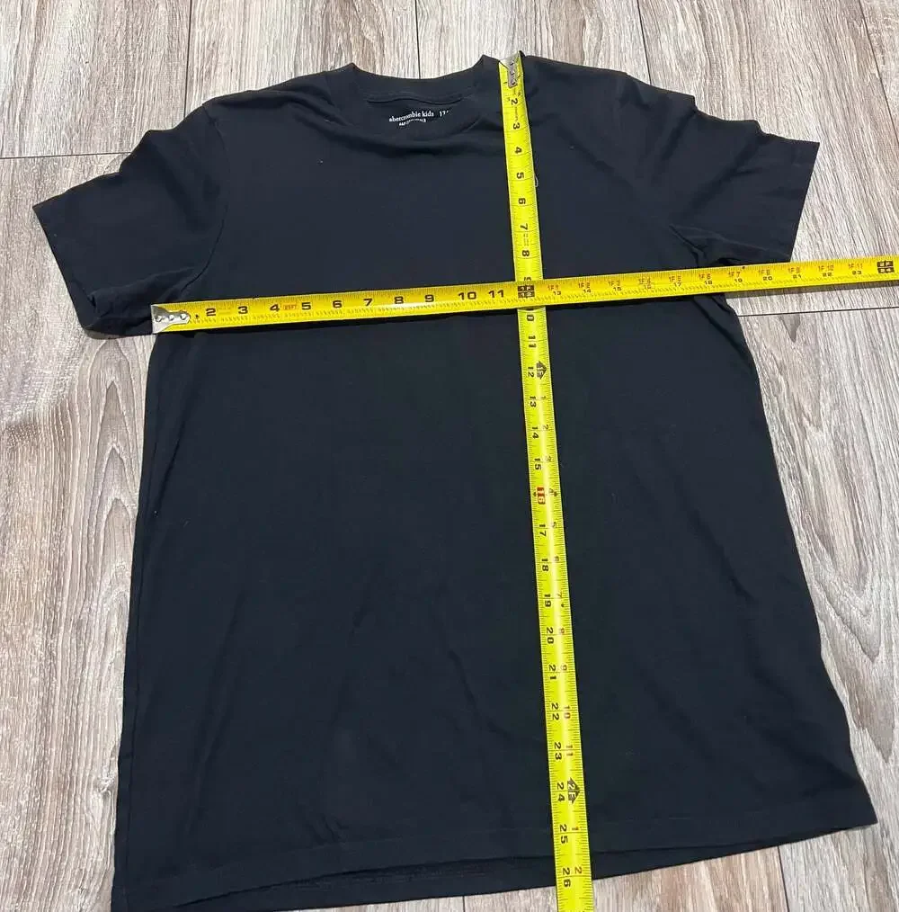 abercrombie kids A&F Essentials Logo Crew Neck T-Boys Shirt Black Size 17/18